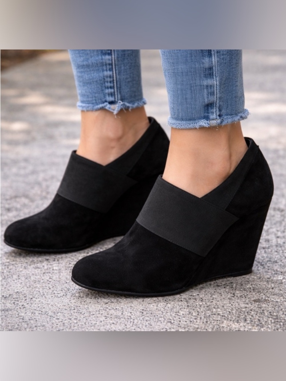 STUART WEITZMAN Wedge Booties